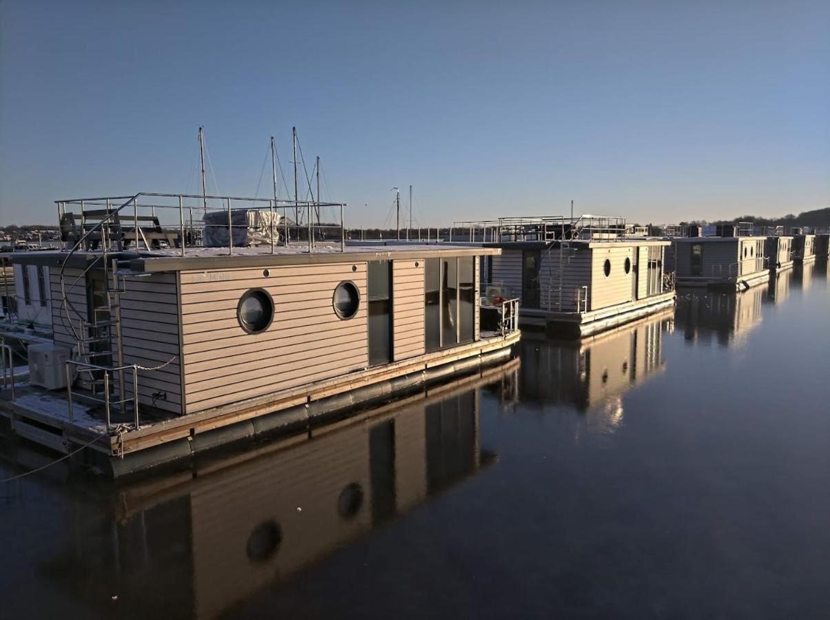 Ostsee Hausboot Schleswig Ostseeblick 1 Vila Exterior foto