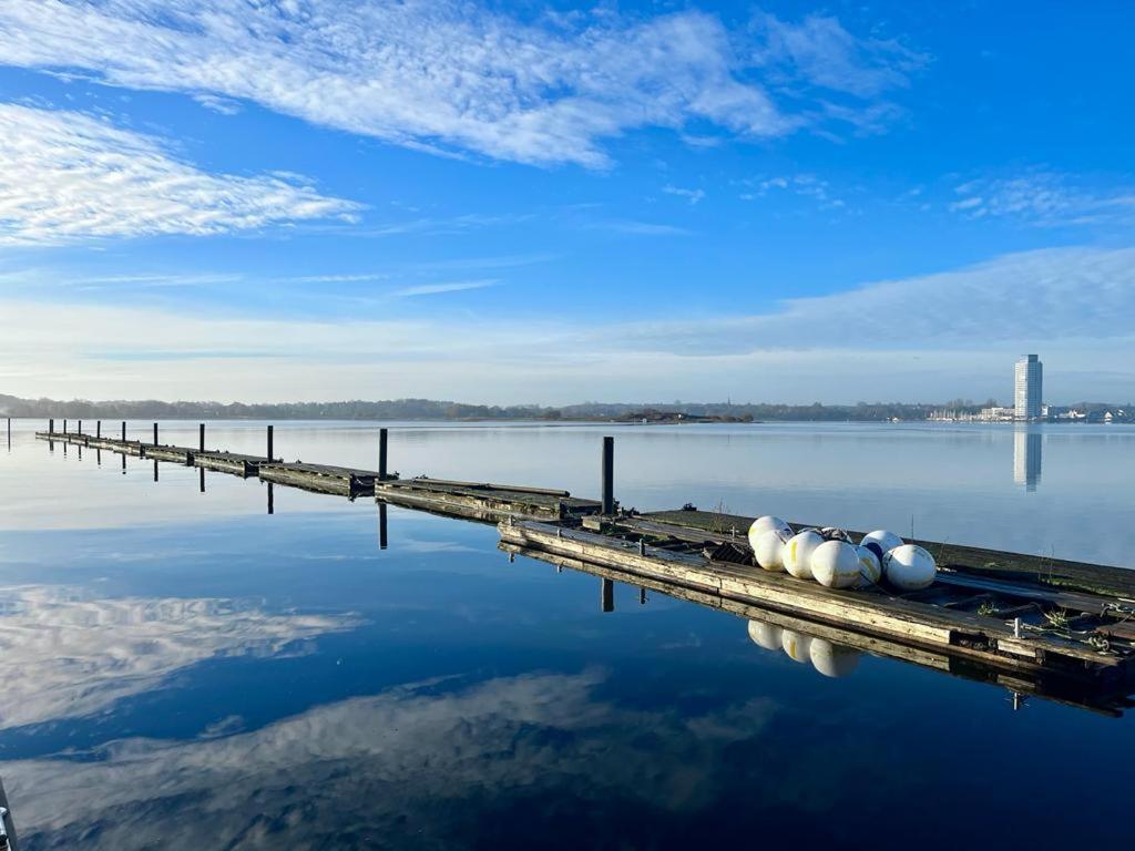 Ostsee Hausboot Schleswig Ostseeblick 1 Vila Exterior foto